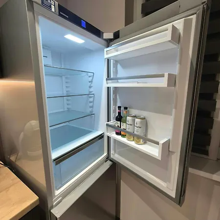 михаел 2 شقة فيدين